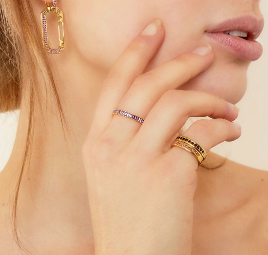 Ring with zirconia stones silver