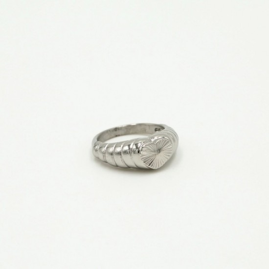 Heart ring silver