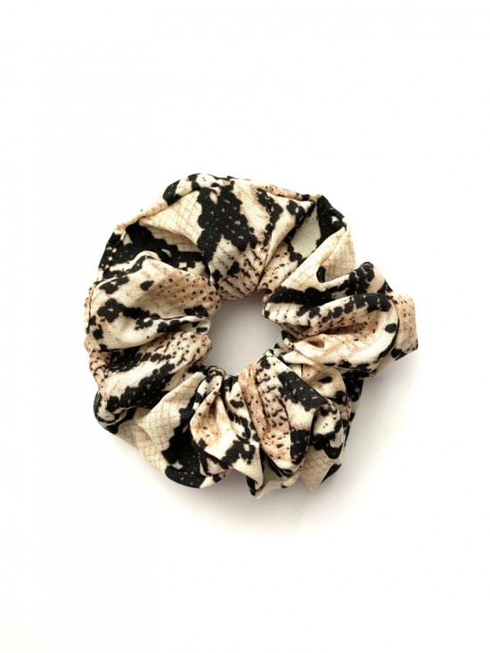 Snake scrunchie
