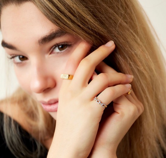 F7a593de 8690 408c 80fb c013a4e4cb1d