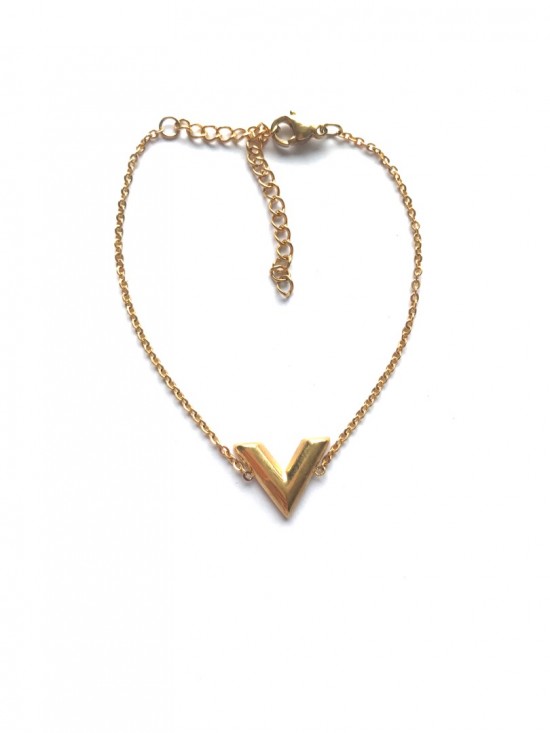 V bracelet